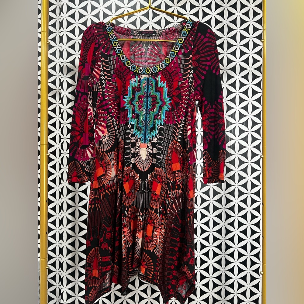 Custo Barcelona long top! So unique!